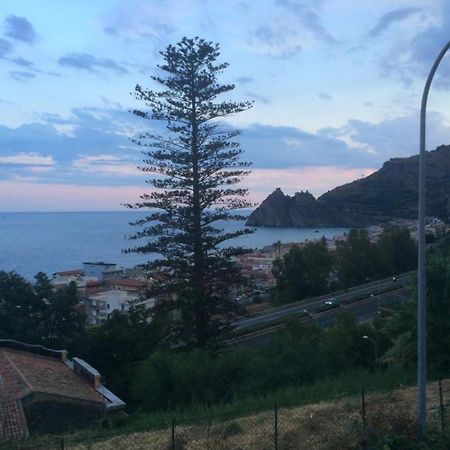Frank Sinatra - Appartamento Vicino Taormina SantʼAlessio Siculo Exteriör bild